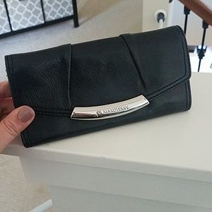 B. Makowsky Black Leather Wallet